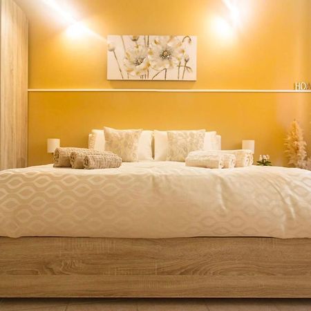 Montellino'S Suite Oro SantʼAntìoco Kültér fotó